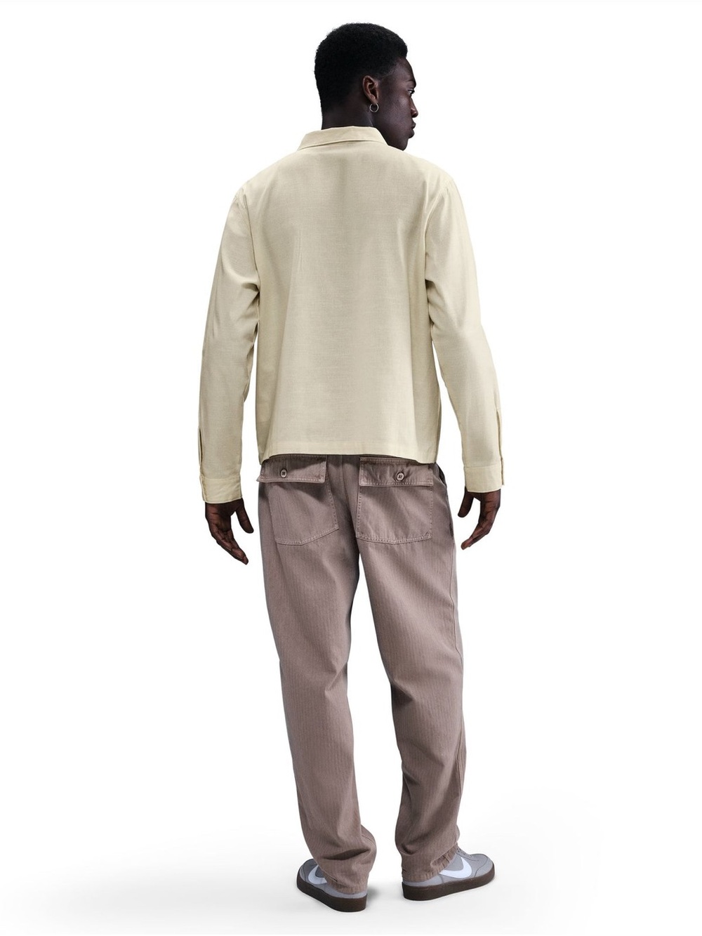 Nike Men's Ivory Button-Front Lightweight Overshirt - Picture 3 of 12